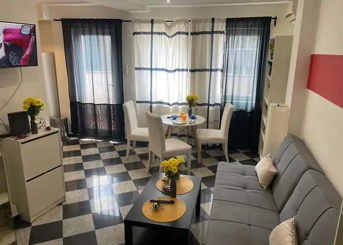 Cozy 1 Bdrm Apartment In City Center
